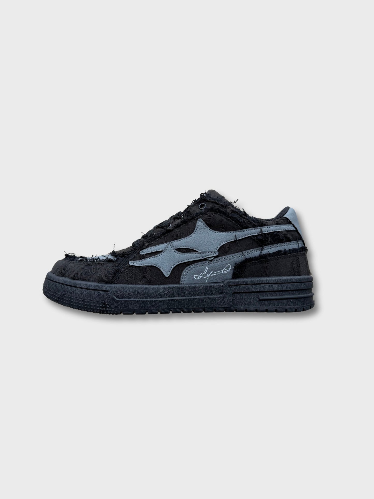 DCRB Broken Black Sneakers